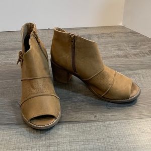 Roan "Katherine" leather boots size 9